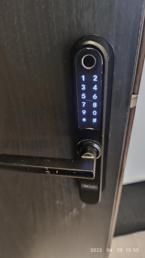 Happy Inn Egle, Self Check-In-24-7, A-C, Parking-In-The-Underground-Garage VNO Exterior foto